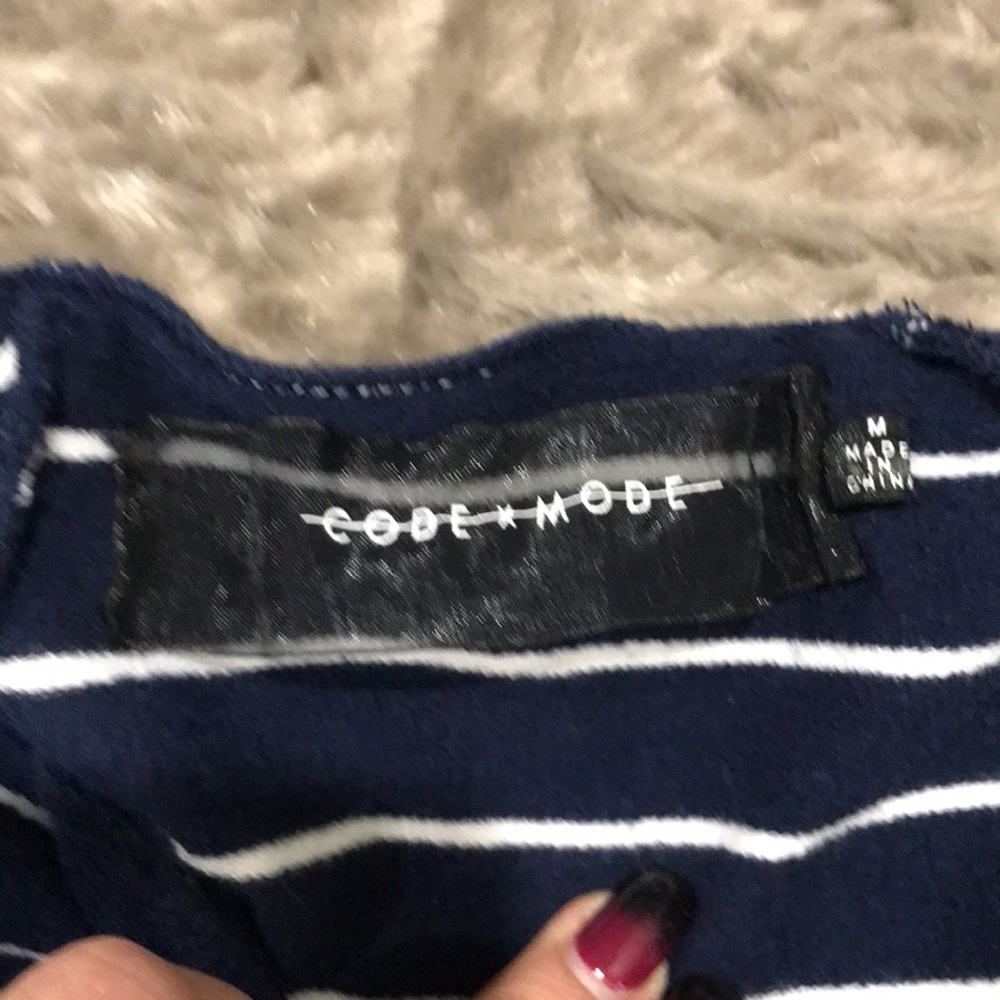 Code X Mode -Striped Open Back Sweatshirt- Size: … - image 3